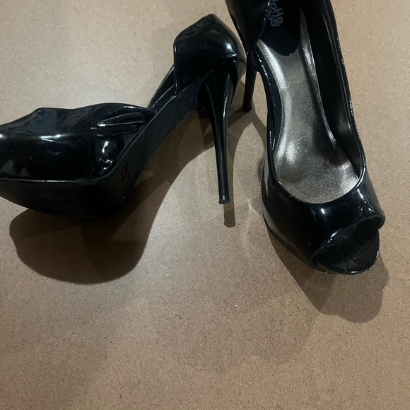 Built for her - Picture 4 of 4